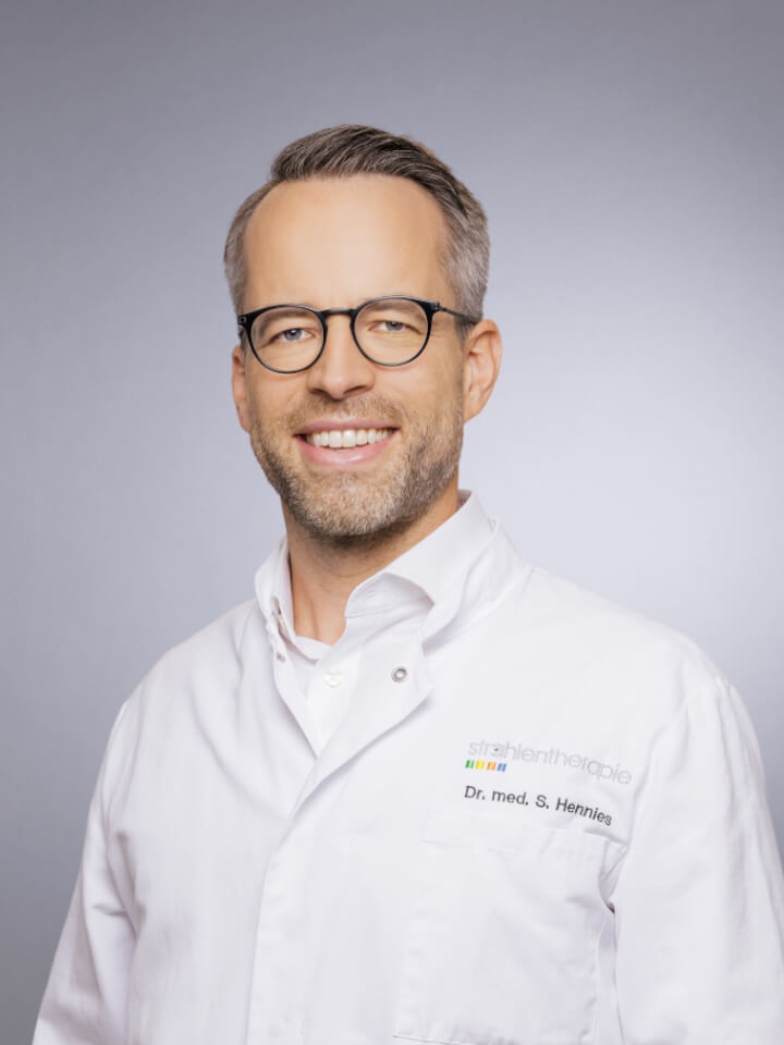 Dr. med. S. Hennies