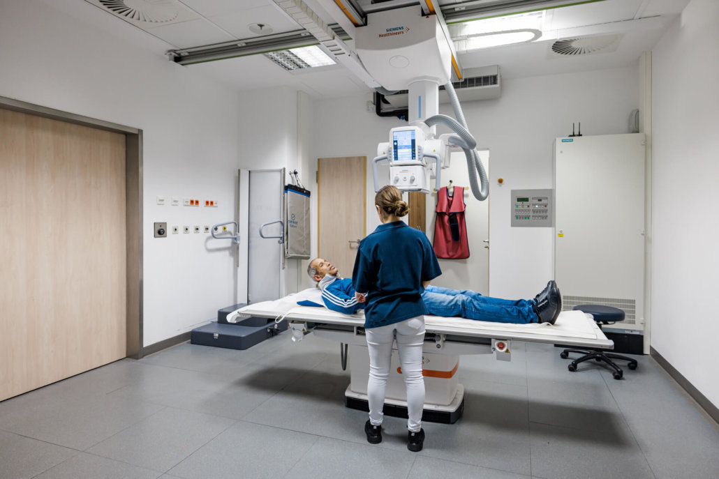 Röntgenuntersuchung im Standort im Rotkreuzklinikum