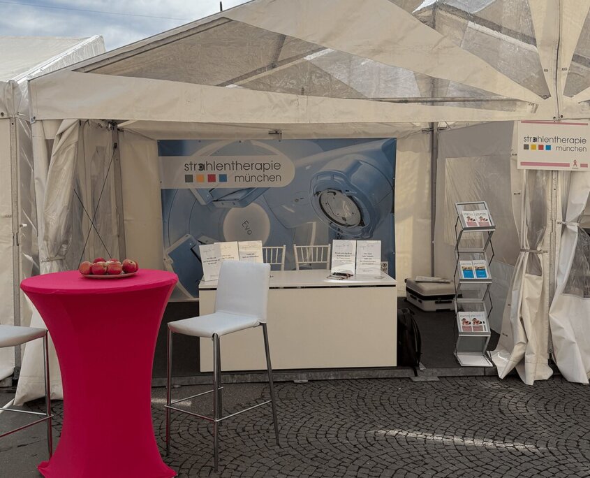 Stand der Radiologie München beim Brustkrebs-Aktionstag
